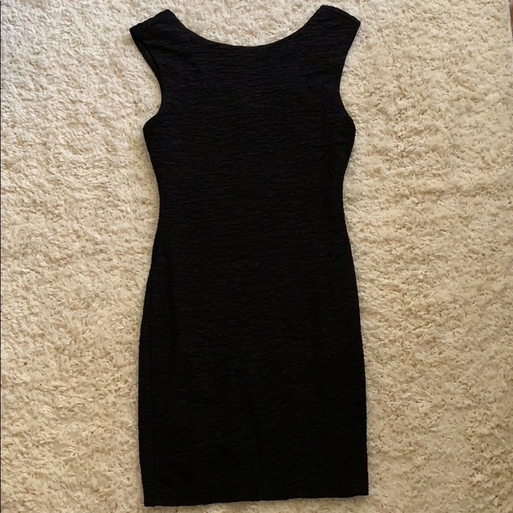 The only little black dress you need 🖤